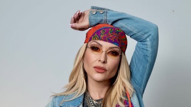 anastacia-armadillo-20th-september-2026
